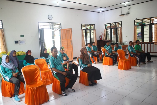 18 ags Closing HUT RI 2